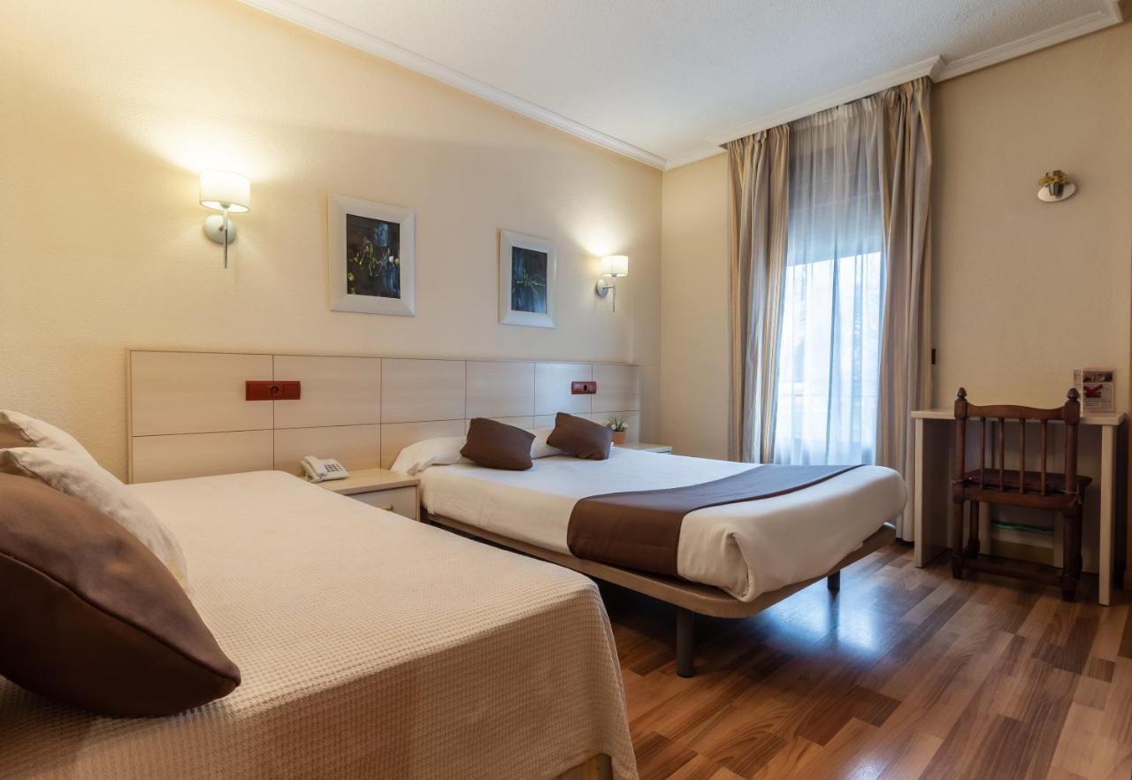 Hostal Rural El Cano By Vivere Stays Alpedrete Luaran gambar