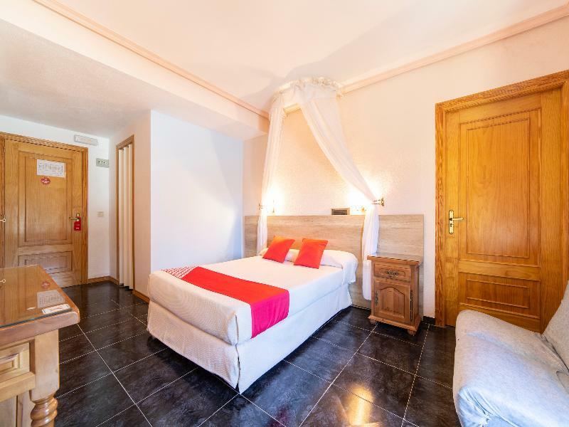 Hostal Rural El Cano By Vivere Stays Alpedrete Luaran gambar