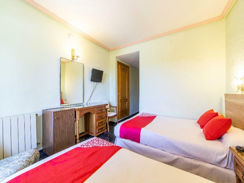 Hostal Rural El Cano By Vivere Stays Alpedrete Luaran gambar