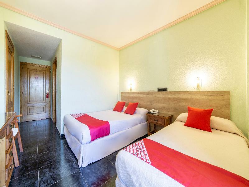 Hostal Rural El Cano By Vivere Stays Alpedrete Luaran gambar