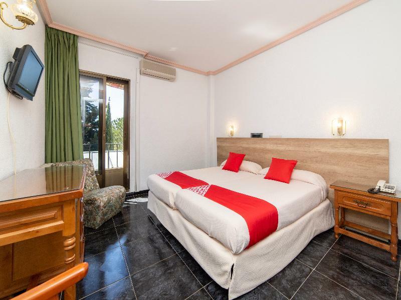 Hostal Rural El Cano By Vivere Stays Alpedrete Luaran gambar